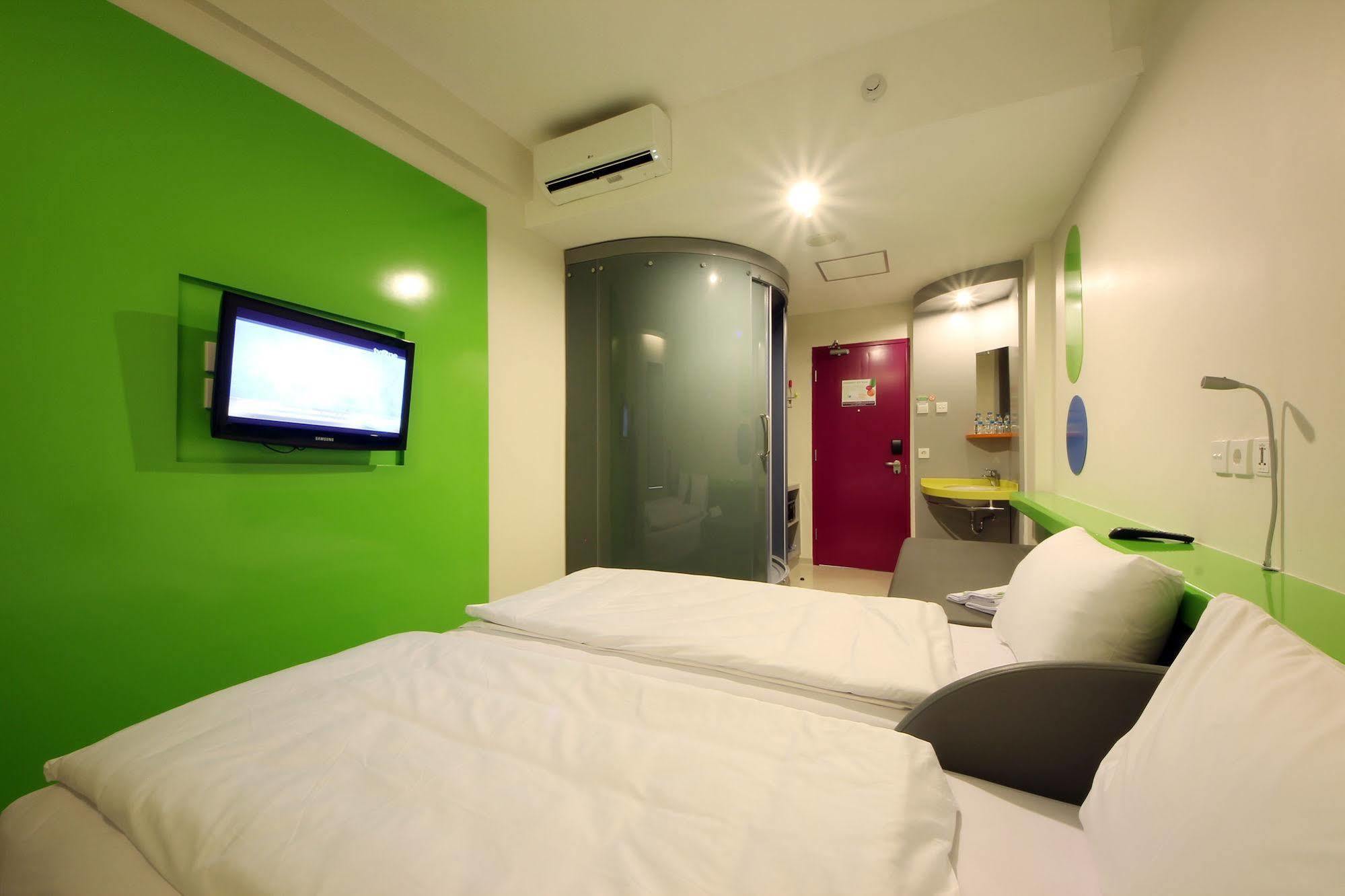 Pop! Hotel Kuta Beach Extérieur photo