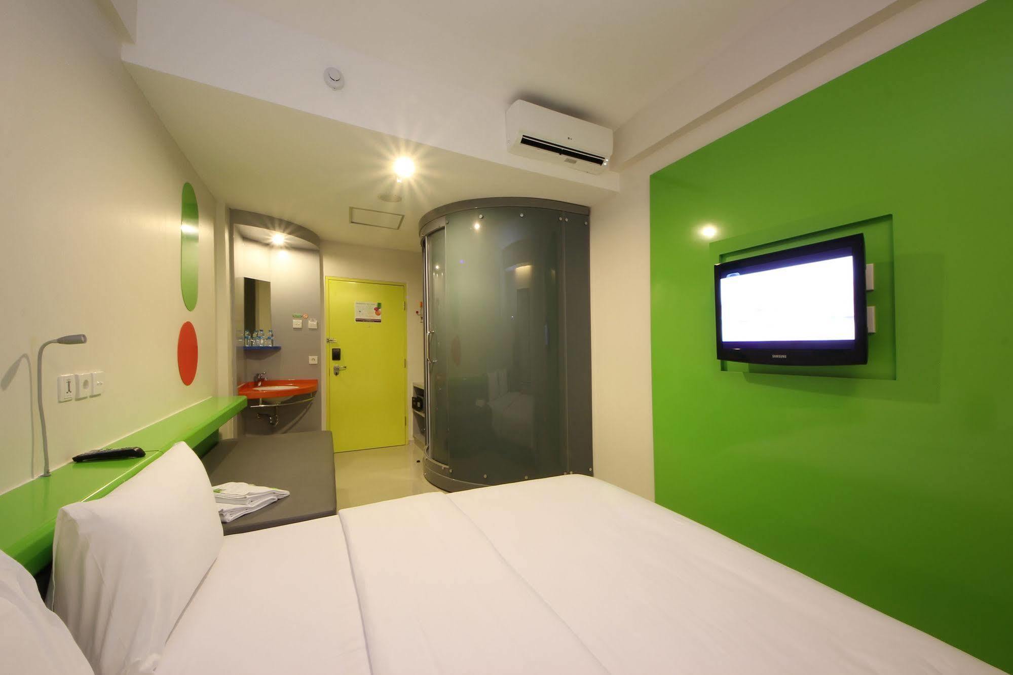 Pop! Hotel Kuta Beach Extérieur photo